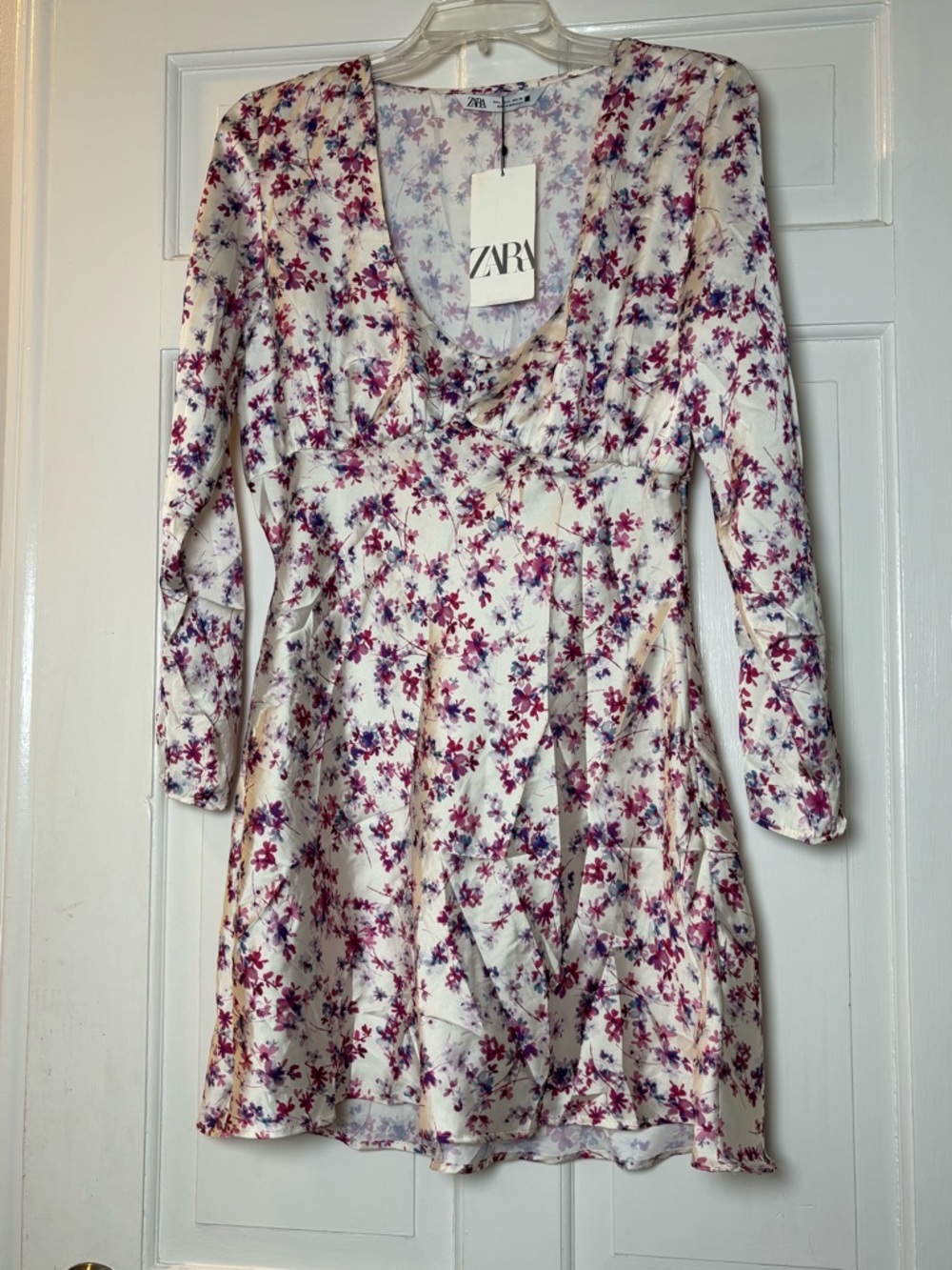 ZARA Floral V-Neck Lg Slve Mini Dress White Pink & Purple Flowers Women’ L NEW